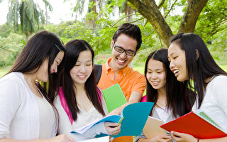 美国高中吸引中国学生 中美教育大不同