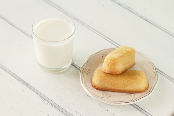 運動前,攝取低脂、高碳水化合物和含蛋白質的點心。(Fotolia) 運動前,攝取低脂、高碳水化合物和含蛋白質的點心。(Fotolia)