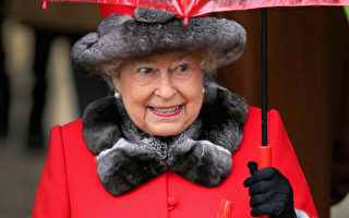 英國女王最勤勞 一年工作量超兒孫
