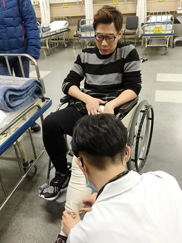 品冠在韩国录制外景节目时意外受伤,经医院初步诊断左腿膝盖韧带受伤。(种子音乐提供) 品冠在韩国录制外景节目时意外受伤,经医院初步诊断左腿膝盖韧带受伤。(种子音乐提供)