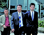 前全国政协刘梦熊被控妨碍司法公正,他自辩时表示,梁振英曾保证唯一推荐他出任全国政协常委,但对方却改推荐王国强,于是找他对质。认为因为自己曾批评梁振英才会被廉署拘捕,批评对方“恩将仇报”。(大纪元资料图片)
