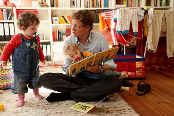 他们让孩子早早学数学。(Sean Gallup/Getty Images) 他们让孩子早早学数学。(Sean Gallup/Getty Images)