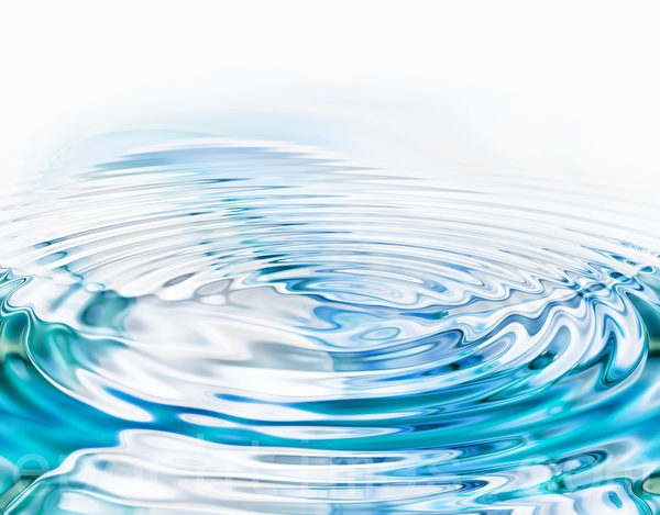以清水为主要饮品,对于改善身心状态有多方面的裨益。(Fotolia ) 以清水为主要饮品,对于改善身心状态有多方面的裨益。(Fotolia )
