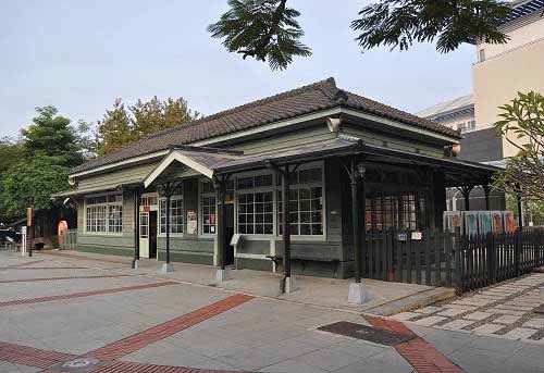 阿里山森林铁路的北门驿(市定古迹)(图片提供:tony) 阿里山森林铁路的北门驿(市定古迹)(图片提供:tony)