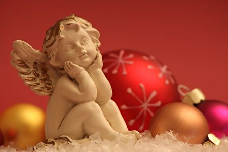 Etre aux anges.在天使之中 –欣喜若狂,非常开心、幸福。(Fotolia) Etre aux anges.在天使之中 –欣喜若狂,非常开心、幸福。(Fotolia)