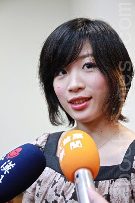 台湾美女棋士谢依旻。(许享富 /大纪元) 台湾美女棋士谢依旻。(许享富 /大纪元)