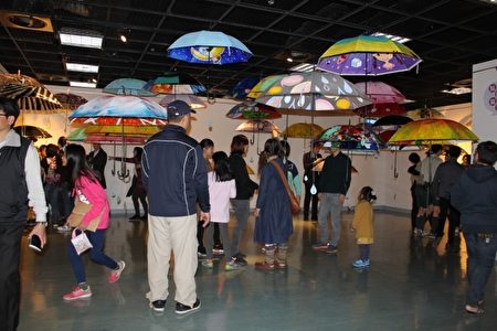 宜蘭國中美術班畢業展 「青春逗」。(宜蘭文化局提供) 宜蘭國中美術班畢業展 「青春逗」。(宜蘭文化局提供)