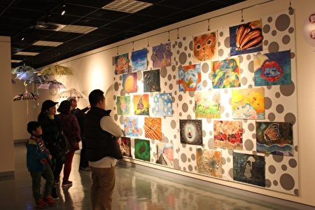 宜蘭國中美術班畢業展 「青春逗」。(宜蘭文化局提供) 宜蘭國中美術班畢業展 「青春逗」。(宜蘭文化局提供)