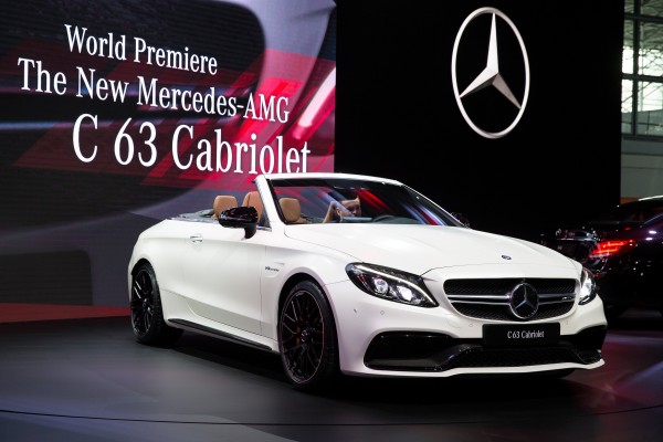 2016纽约国际车展倩车抢先看。Mercedes AMG C 63 Cabriolet （戴兵／大纪元）
