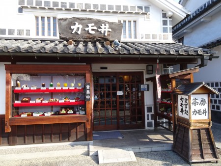 美食及甜点店(王知涵/大纪元)