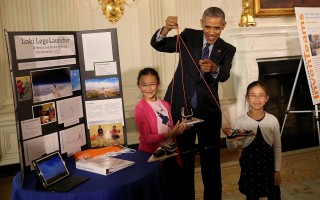 奥巴马主持白宫科学展 多名华裔青少年参展