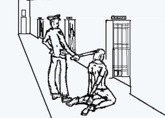 中共酷刑示意图：“穿后刑”——将人双手背铐、双膝下跪、双脚戴脚镣，同时将手铐、脚镣用铁丝最短距离串起来。（明慧网）