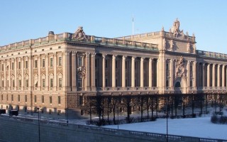 瑞典國會播放《活摘》 議員擬立法阻非法交易
