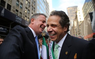 纽约市长白思豪和州长库默 卷入反腐风暴