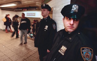 美警察提醒：搭地鐵時四種情況最招小偷