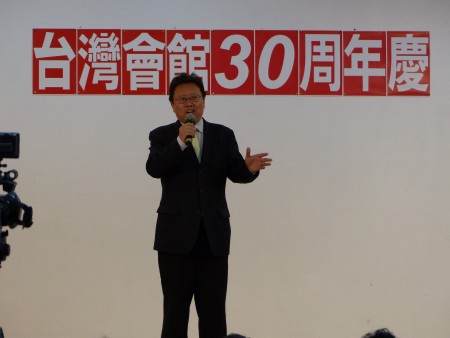 政论家陈破空在台湾会馆30周年庆上演讲。(林丹/大纪元)
