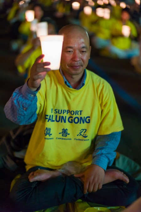 7.20 Falun Gong Candlelight Vigil in Manhattan, NYC, July 20, 2016. 7.20 Falun Gong Candlelight Vigil in Manhattan, NYC, July 20, 2016.
