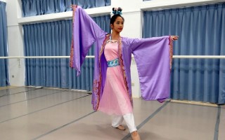 香港中国舞大赛选手：参赛让自己突破提高