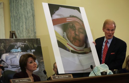 2014年11月參議院有關本田車子安全氣囊問題的聽證會。(Alex Wong/Getty Images)
