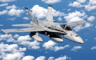 海軍陸戰隊戰機加州沙漠墜毀 飛行員遇難