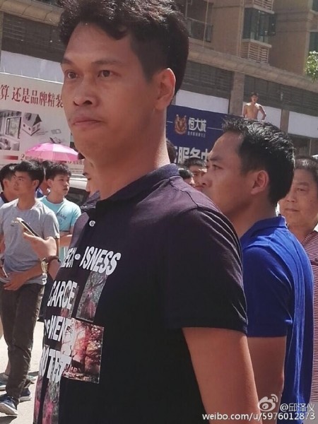 7月3日,广东潮州市湘桥区桥东恒大城业主在维权过程中与开发商雇佣的黑社会人员爆发冲突,一名医生业主被当场打死。(网络图片)