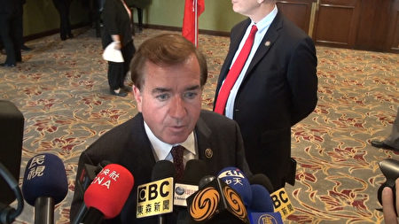 联邦众议院外交委员会主席罗伊斯(Ed Royce)。(薛文/大纪元)