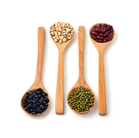 黑豆、黃豆、綠豆、紅豆。(Fotolia)