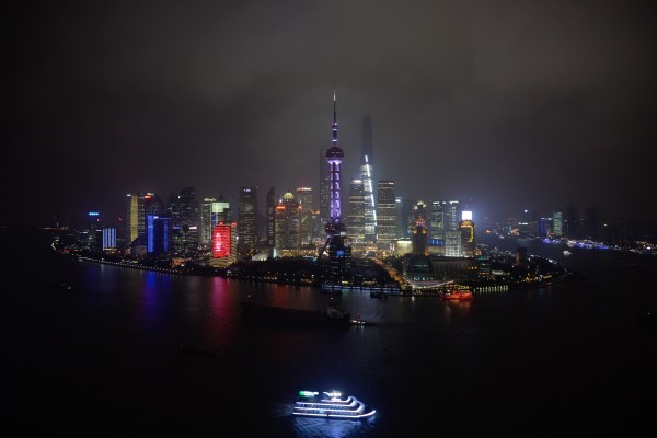 2014年9月，上海浦东陆家嘴金融区。这是中国第一个自由贸易区。 (JOHANNES EISELE/AFP/Getty Images)
