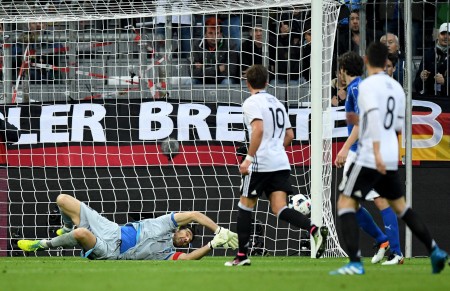 MUNICH, GERMANY - MARCH 29: Gianluigi Buffon of Italy recieves the first goal by Toni Kroos of Germany (not in the picture) during the International Friendly match between Germany and Italy at Allianz Arena on March 29, 2016 in Munich, Germany. (Photo by Matthias Hangst/Bongarts/Getty Images)