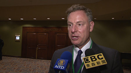 国会议员皮特斯(Scott Peters)。(薛文/大纪元)