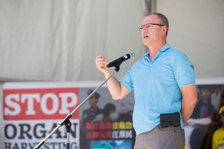 联邦自由党国会议员沃沙斯纳斯基(Borys Wrzesnewskyj)曾于 2009年提出过修改刑法,以打击人体器官贩卖。(艾文/大纪元)