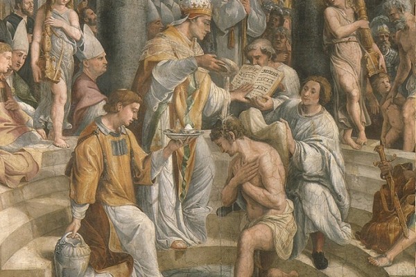 君士坦丁大帝結束了羅馬帝國近三百年的對基督教的迫害。圖為拉斐爾繪製的壁畫《君士坦丁的洗禮》局部。畫面是當時的教皇西爾維斯特一世為君士坦丁大帝做洗禮。（公有領域）