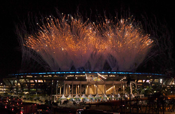 OLY-2016-RIO-OPENING-OUTSIDE OLY-2016-RIO-OPENING-OUTSIDE