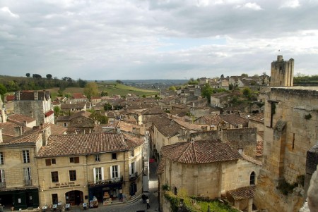 VIN-SAINT-EMILION VIN-SAINT-EMILION