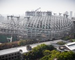 遠雄公司7月6日以豪雨、颱風影響工地安全為由,向台北高等行政法院聲請停止執行停工處分。最高行政法院25日裁定駁回北市府抗告,遠雄確定可針對有坍塌、公安風險等處部分復工。(陳柏州 /大紀元)