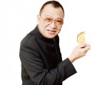 许绍雄以“欢喜哥”形象拍煎饺广告。(RSVP Communications Ltd 提供)