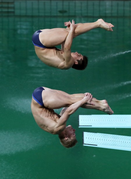 英国劳格赫/米尔斯组合的比赛瞬间。 (Al Bello/Getty Images)