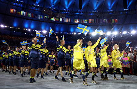 2016年8月5日，里約奧運開幕式，瑞典選手進入會場。(Cameron Spencer/Getty Images)