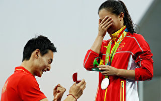 奥运赛场现求婚一幕 男女主角是中国选手