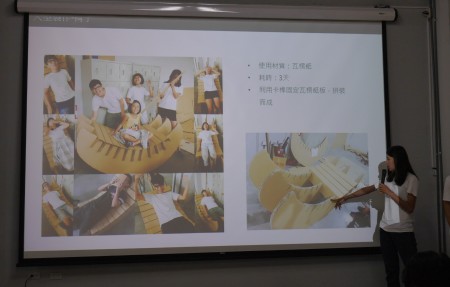 自造新鲜人讲述实习与创作过程。(方金媛/大纪元)