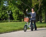 電動腳踏車省時不費力,最佳的代步車,生活大小事輕鬆搞定,增添生活樂趣。(莊孟翰/大紀元)