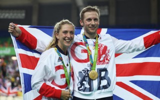 英国奥运冠军情侣 名下十块金牌