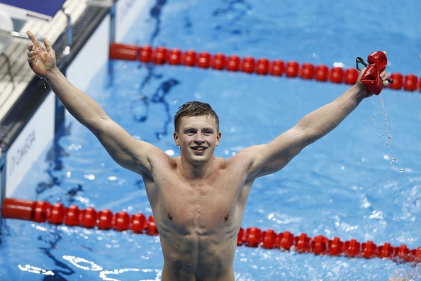 21岁的男孩亚当．皮提（Adam Peaty）为英国队摘取了里约奥运会上的第一枚金牌。（ODD ANDERSEN/AFP/Getty Images）