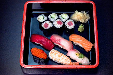 「味鮮」壽司拼盤