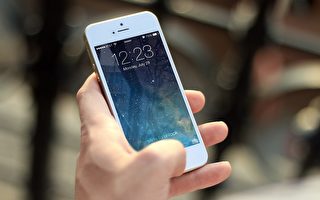 丹麦新研究指，智能手机的信号强度“受到手机内置天线、通话时手机贴近头部及浏览数据时拿手机方式的强烈影响”。(pixabay)