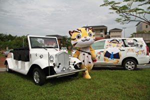 貓裏喵行銷苗栗的公務車。(許享富 /大紀元)