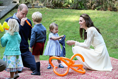 乔治王子和夏洛特公主在派对上。 (Chris Jackson - Pool/Getty Images)