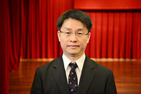 台中市中醫師公會理事長呂世明表示,亞太音樂會的演出可以啟迪小朋友的心靈,彌補孩子成長學習的過程中可能欠缺的音樂這一塊。(龔安妮/大紀元)