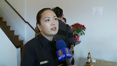 洛杉磯市警局警員Jenny Houser。(楊陽/大紀元)