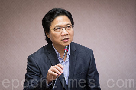 立法院三读通过《住宅法》修正案,内政部长叶俊荣表示,会坚持将社会住宅至少提供三成以上给弱势者入住,绝不妥协。(陈柏州/大纪元)